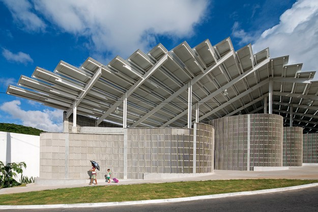 Herzog & de Meuron - Arena do Morro © leonardo finotti
