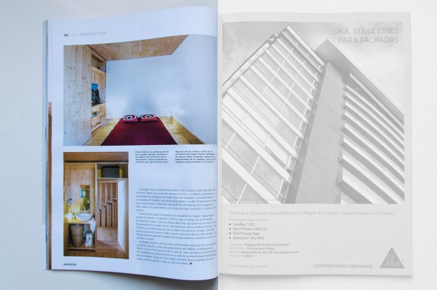 Axis #255 © GH 27103_3740B